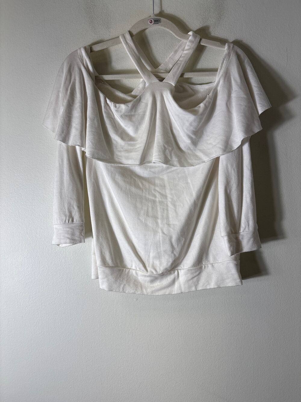 BAILEY/44 White Cold Shoulder Ruffle Top Sz M